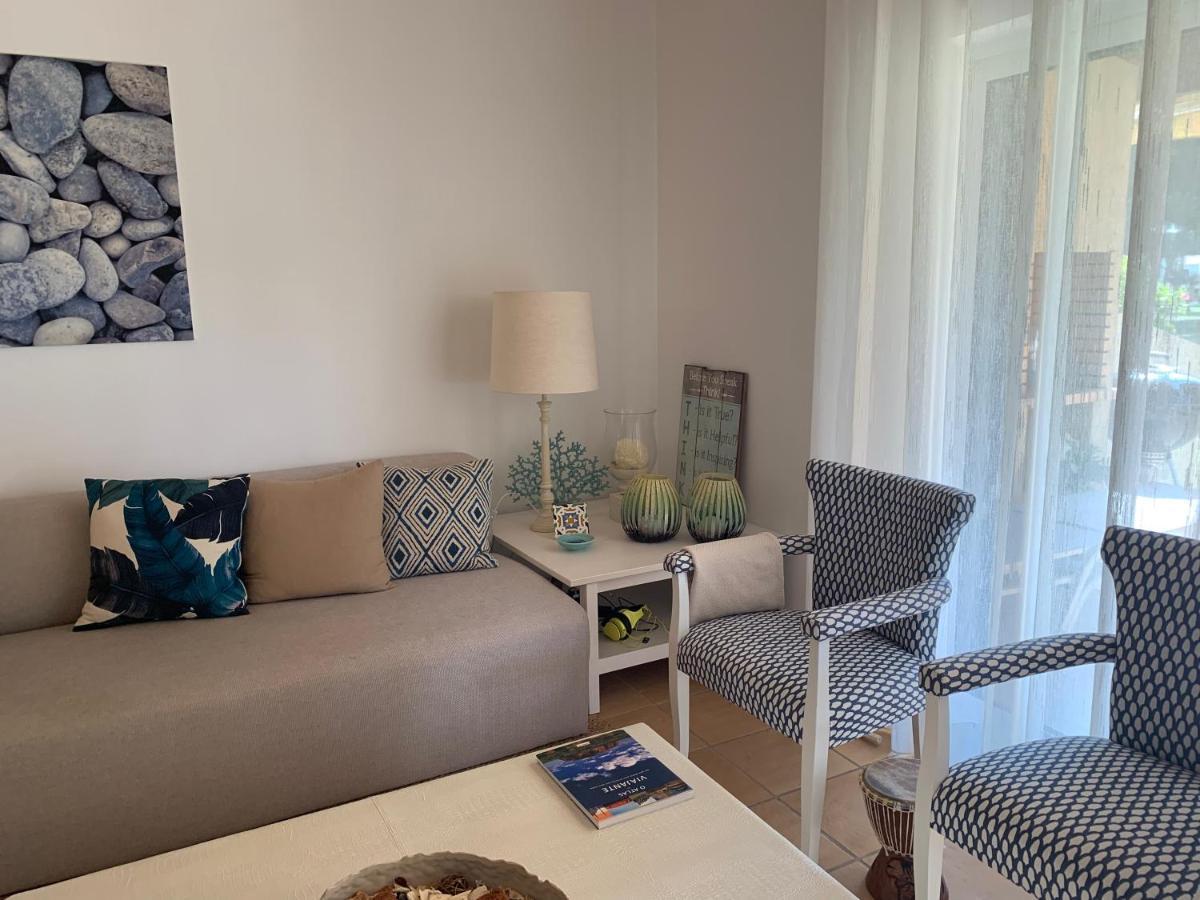 Casa De Ferias Com Piscina - Condominio Vilamouratenis Eksteriør billede