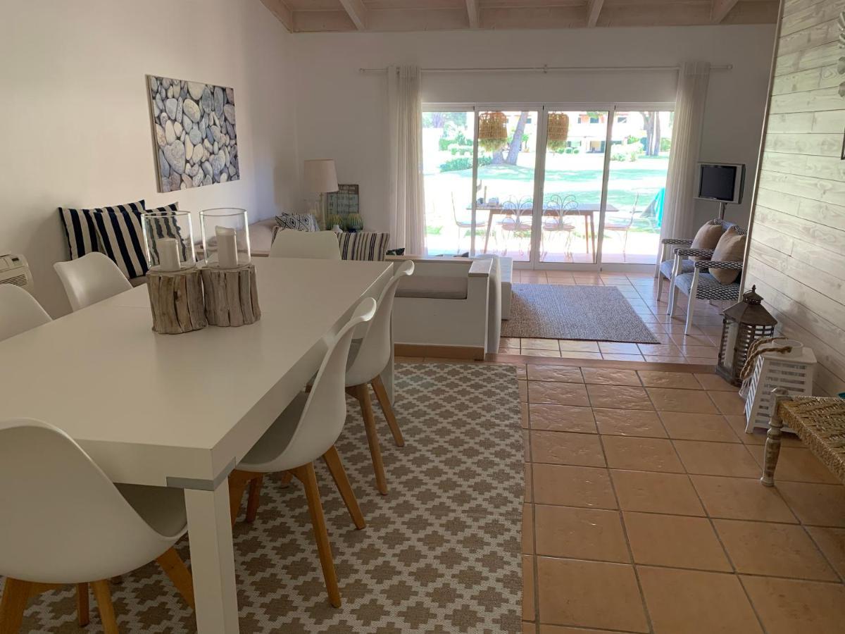 Casa De Ferias Com Piscina - Condominio Vilamouratenis Eksteriør billede